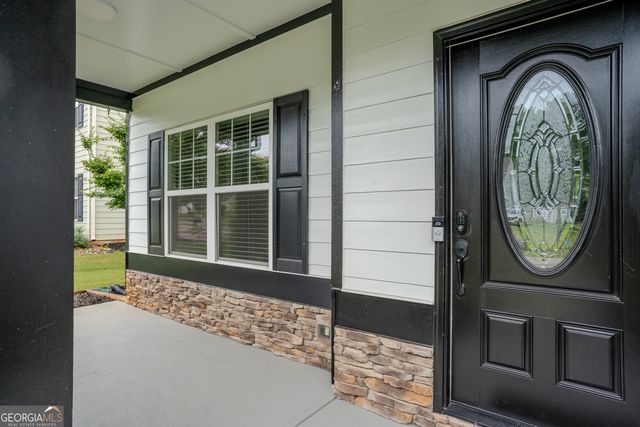 1527 Washington Rose Avenue, Hoschton, GA 30548