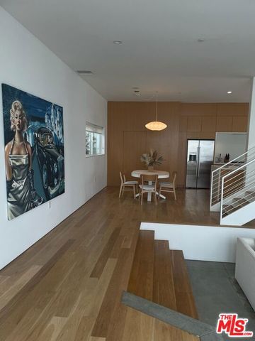 338 Rennie Avenue B, Venice, CA 90291