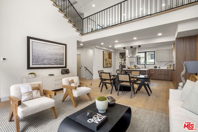 12304 Moorpark Street 103, Los Angeles, CA 91604