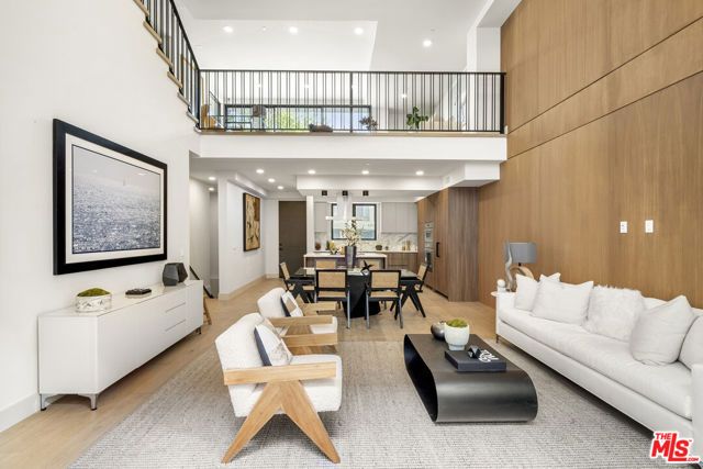 12304 Moorpark Street 103, Los Angeles, CA 91604