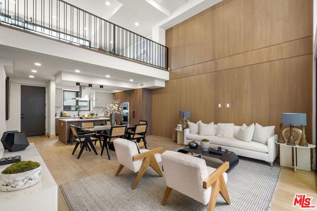 12304 Moorpark Street 103, Los Angeles, CA 91604