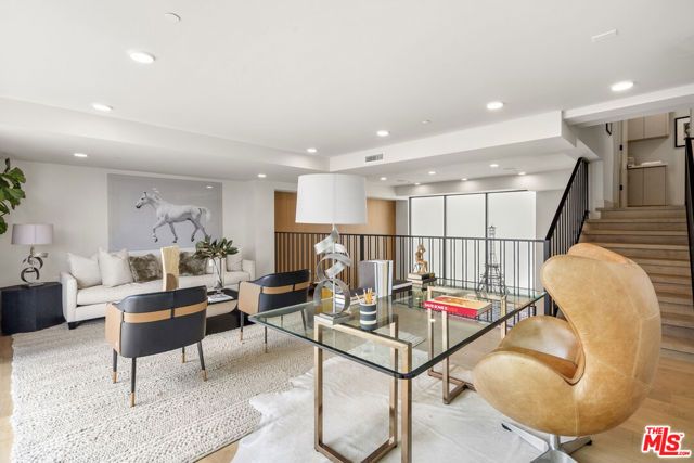 12304 Moorpark Street 103, Los Angeles, CA 91604