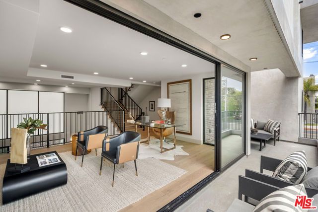 12304 Moorpark Street 103, Los Angeles, CA 91604