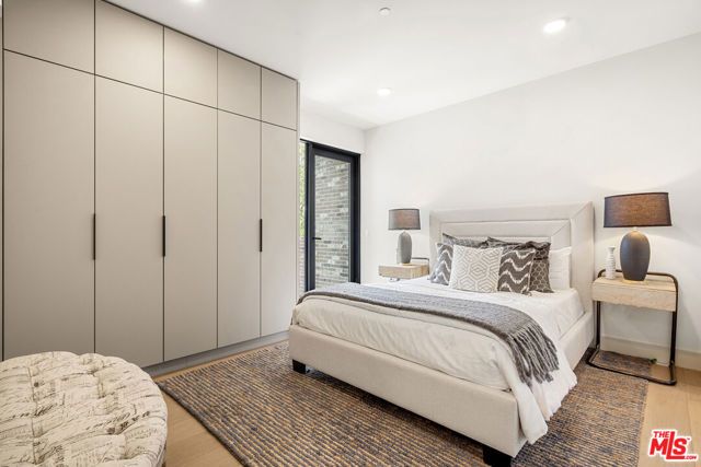 12304 Moorpark Street 103, Los Angeles, CA 91604