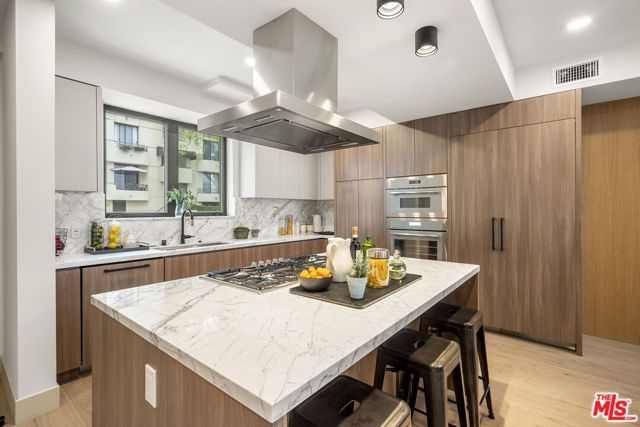12304 Moorpark Street 103, Los Angeles, CA 91604