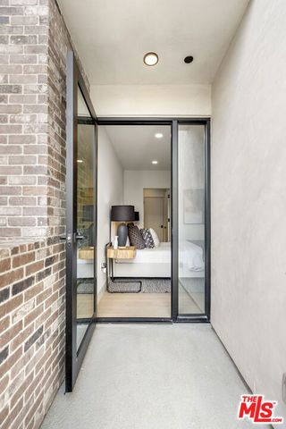 12304 Moorpark Street 103, Los Angeles, CA 91604