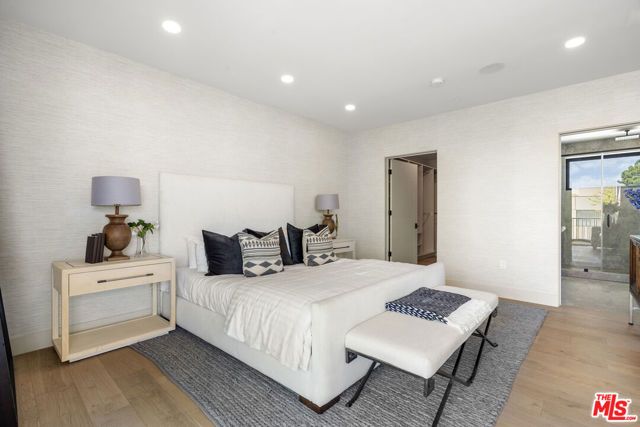 12304 Moorpark Street 103, Los Angeles, CA 91604
