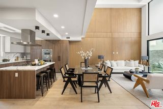 12304 Moorpark Street 103, Los Angeles, CA 91604