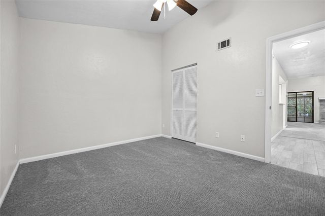 7018 NW 52ND TERRACE, Gainesville, FL 32653