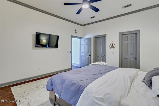 2165 W Fairway Drive, Brandon, MS 39047