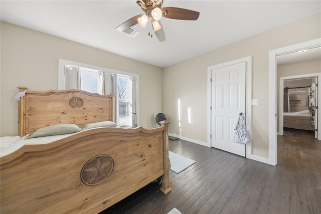 385 S Caldwell ST, Giddings, TX 78942