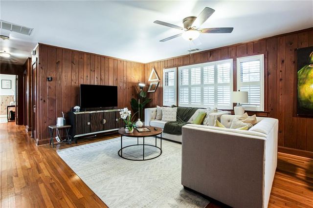 4061 Lower Roswell Road, Marietta, GA 30068