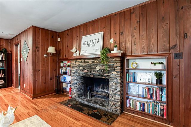 4061 Lower Roswell Road, Marietta, GA 30068