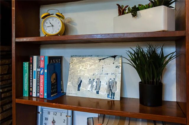 4061 Lower Roswell Road, Marietta, GA 30068