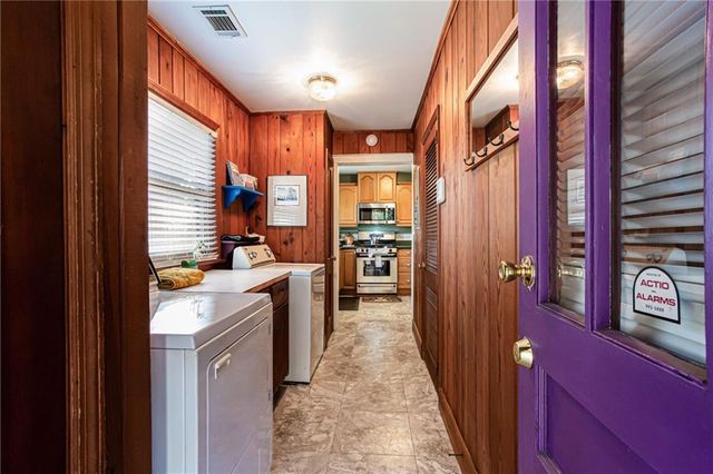 4061 Lower Roswell Road, Marietta, GA 30068