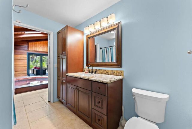 15321 Via Molinero, Poway, CA 92064