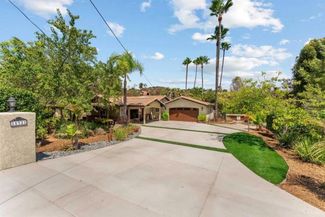 15321 Via Molinero, Poway, CA 92064
