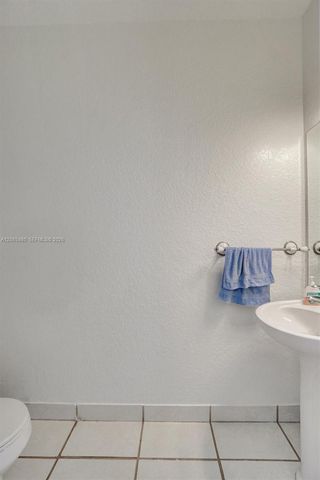 25 Ludlam Drive, Miami Springs, FL 33166