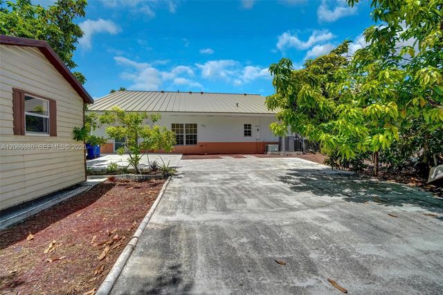 25 Ludlam Drive, Miami Springs, FL 33166
