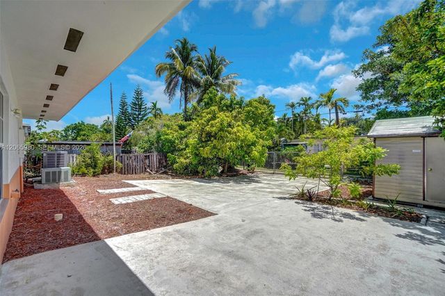 25 Ludlam Drive, Miami Springs, FL 33166