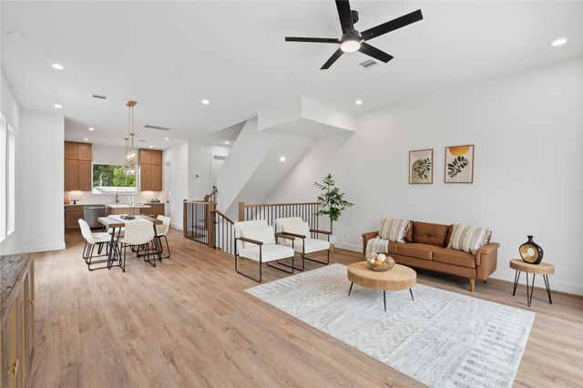 826 Curtin Street F, Houston, TX 77018
