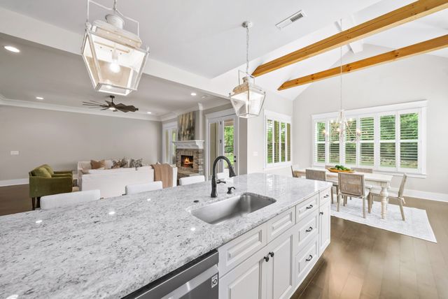 994 Spruce Ridge Ln, Spring Hill, TN 37174