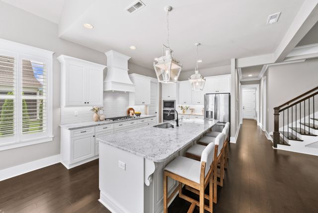 994 Spruce Ridge Ln, Spring Hill, TN 37174