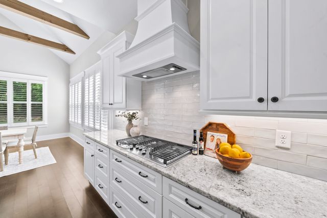 994 Spruce Ridge Ln, Spring Hill, TN 37174