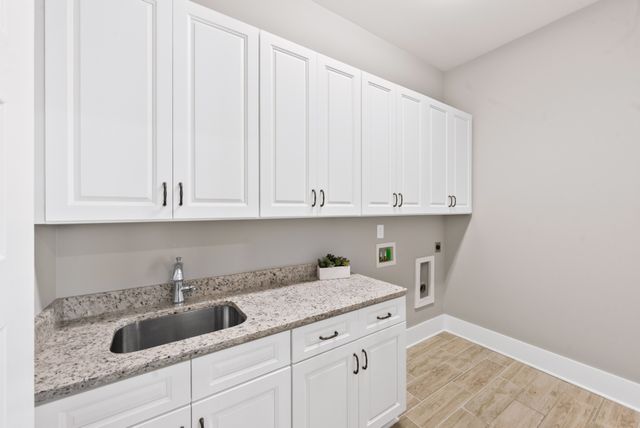 994 Spruce Ridge Ln, Spring Hill, TN 37174