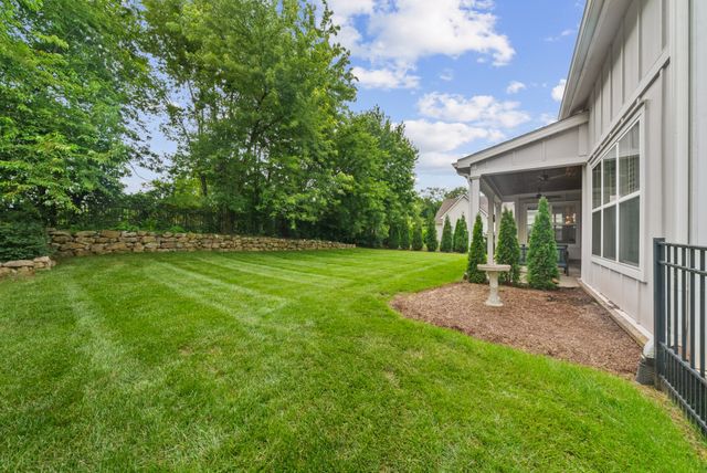 994 Spruce Ridge Ln, Spring Hill, TN 37174