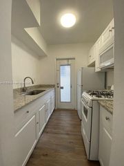 8132 Harding Ave 7, Miami Beach, FL 33141