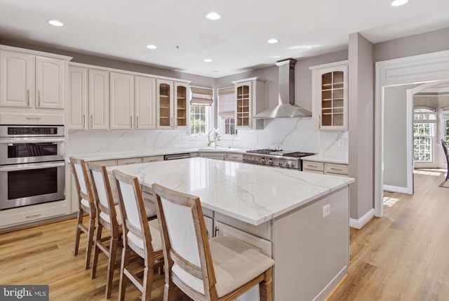 17622 AUBURN VILLAGE DR, Sandy Spring, MD 20860