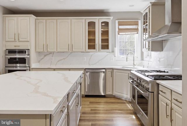 17622 AUBURN VILLAGE DR, Sandy Spring, MD 20860