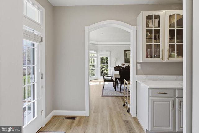 17622 AUBURN VILLAGE DR, Sandy Spring, MD 20860