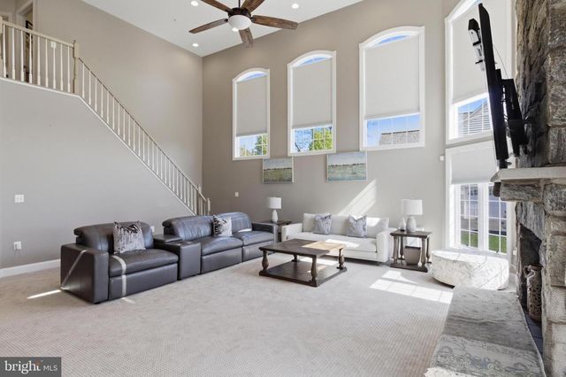 17622 AUBURN VILLAGE DR, Sandy Spring, MD 20860
