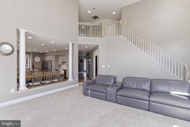 17622 AUBURN VILLAGE DR, Sandy Spring, MD 20860