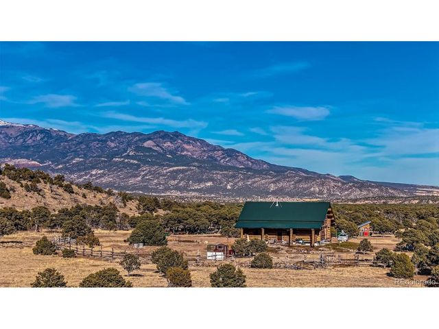 484 Gordon Dr, Walsenburg, CO 81089