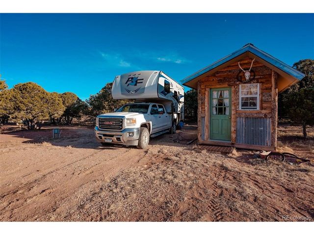 484 Gordon Dr, Walsenburg, CO 81089