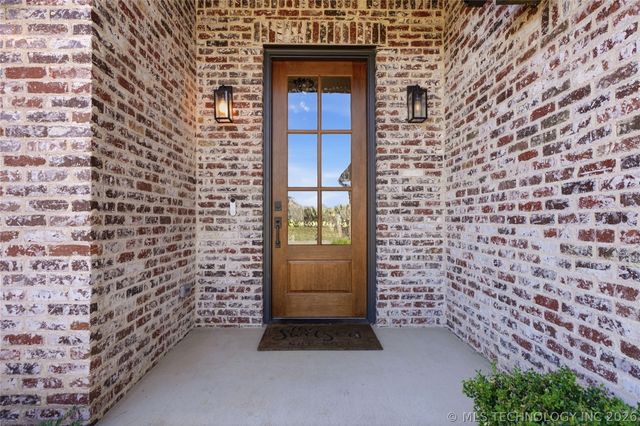 612 E 126th Street, Jenks, OK 74037