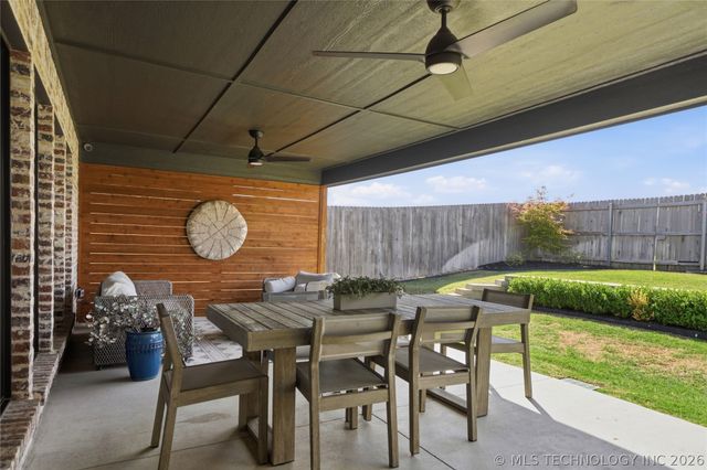 612 E 126th Street, Jenks, OK 74037