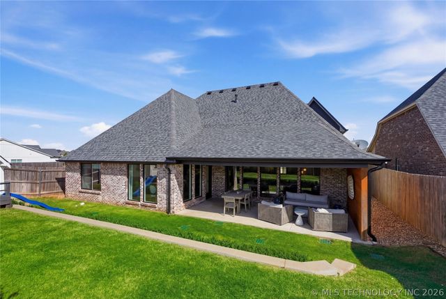 612 E 126th Street, Jenks, OK 74037
