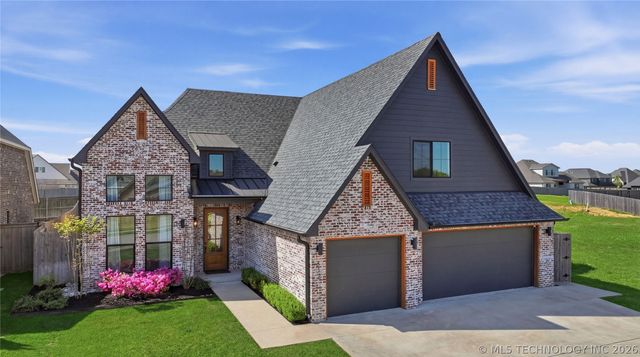612 E 126th Street, Jenks, OK 74037