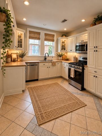 7 COURTLAND Drive, Montgomery, AL 36105