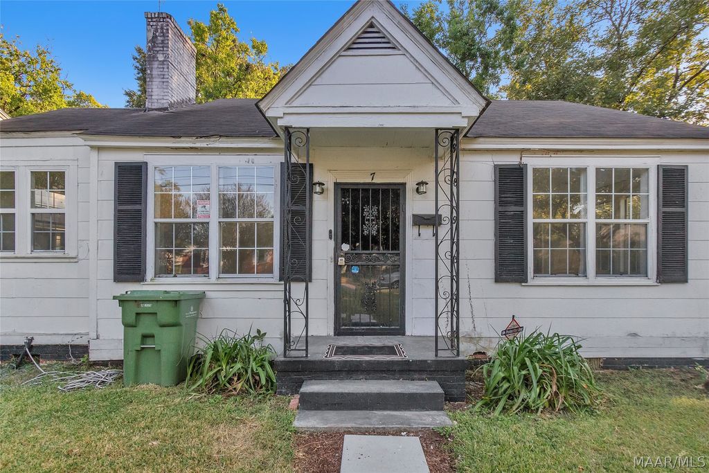 7 COURTLAND Drive, Montgomery, AL 36105