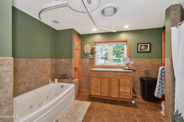 5881 Greens Corner Road, Galway, NY 12074
