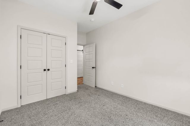 1265 Slayden Cir, Clarksville, TN 37040