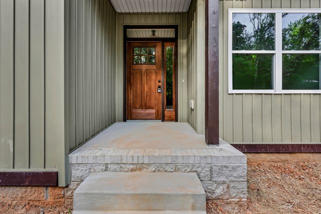 1265 Slayden Cir, Clarksville, TN 37040