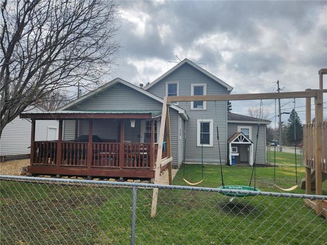 904 Pearl Street, Prescott, WI 54021