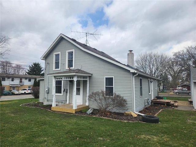 904 Pearl Street, Prescott, WI 54021