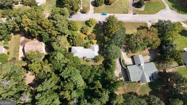 9051 Par Drive, Douglasville, GA 30134